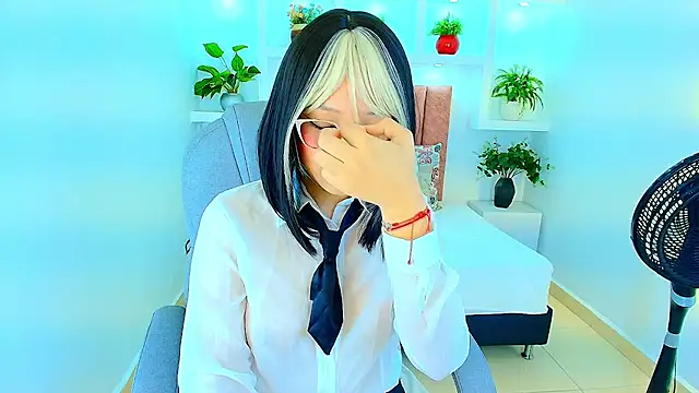 Snapshot of sharon_rosse__ chatting on February 25, 7:03 pm sharon rosse online show from February 25, 7:03 pm