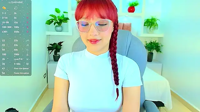 Snapshot of sharon_rosse__ chatting on January 6, 7:07 pm sharon rosse online show from January 6, 7:07 pm