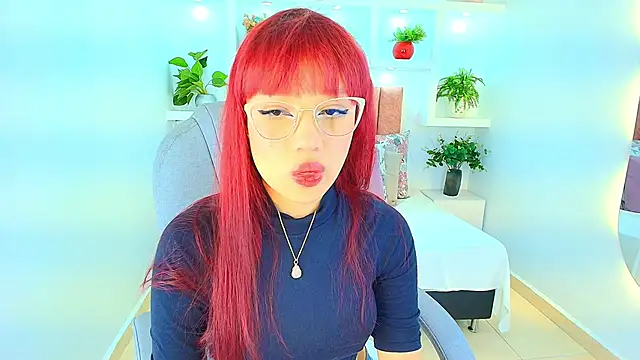 Snapshot of sharon_rosse__ chatting on December 22, 2:39 pm sharon rosse online show from December 22, 2:39 pm