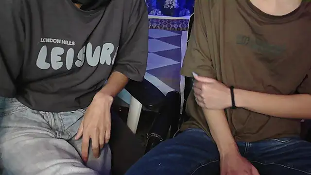 Snapshot of NaughtyThrouple007 chatting on January 12, 8:47 pm NaughtyThrouple007 online show from January 12, 8:47 pm