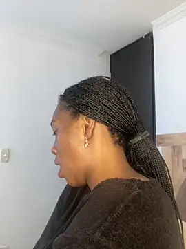 Nahomy gree online show from March 25, 7:13 pm