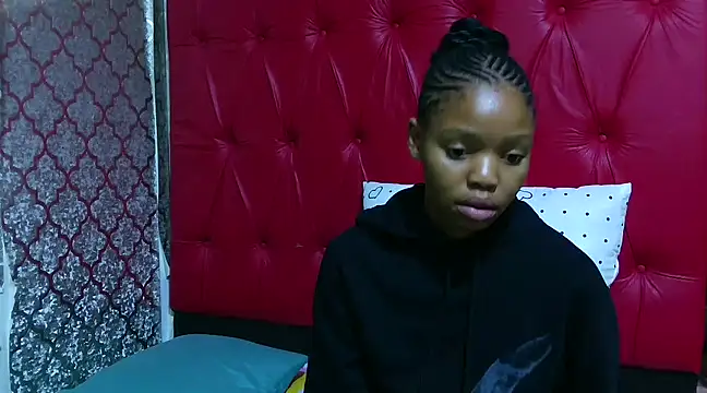 Snapshot of BondiBitch chatting on March 16, 7:49 pm BondiBitch online show from March 16, 7:49 pm