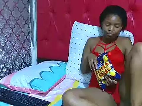 Snapshot of BondiBitch chatting on March 11, 7:58 pm BondiBitch online show from March 11, 7:58 pm