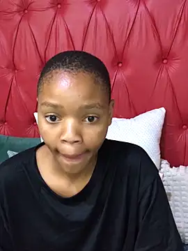 Snapshot of BondiBitch chatting on October 3, 8:21 pm BondiBitch online show from October 3, 8:21 pm