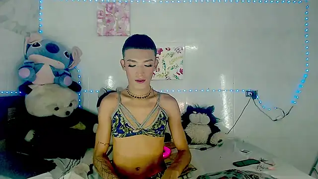 KimberlyXtreme online show from October 5, 9:38 pm