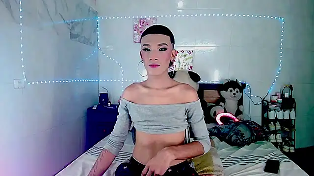 KimberlyXtreme online show from October 10, 10:21 pm