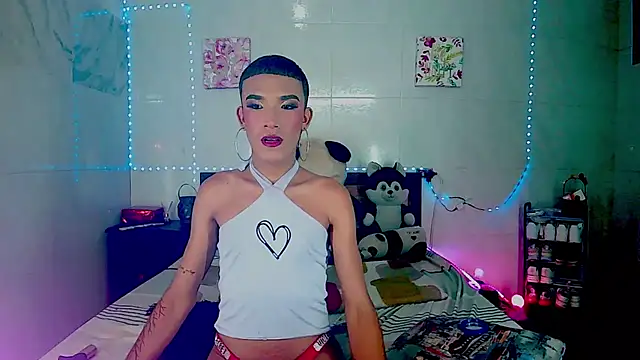 KimberlyXtreme online show from October 17, 7:04 pm