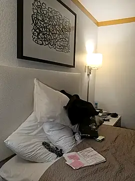 Snapshot of KITTYBOOBOOFUXX chatting on October 25, 6:30 pm KITTYBOOBOOFUXX online show from October 25, 6:30 pm