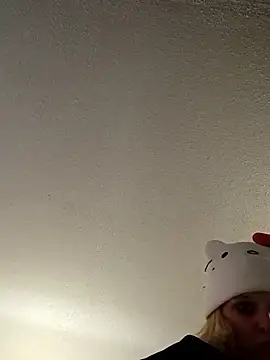 KITTYBOOBOOFUXX online show from February 15, 6:47 am