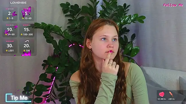 AmeliRoyse online show from November 23, 5:12 pm