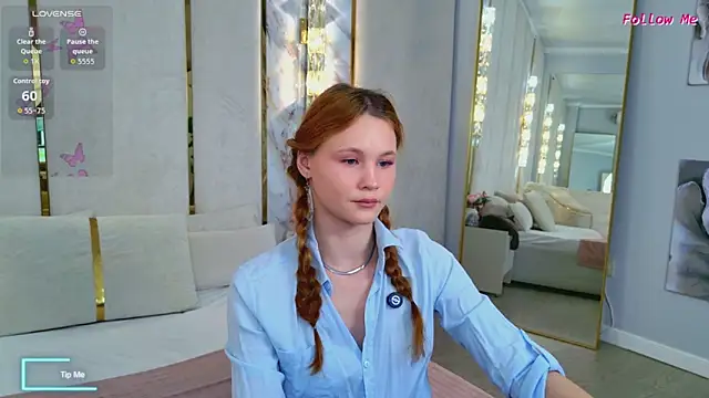 AmeliRoyse online show from March 28, 5:25 pm