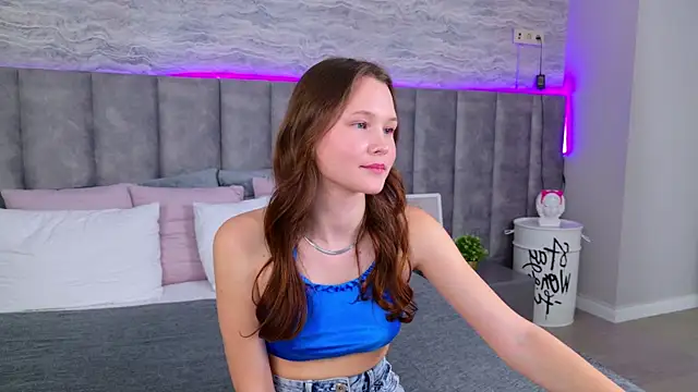 Snapshot of AmeliRoyse chatting on March 7, 9:06 pm AmeliRoyse online show from March 7, 9:06 pm