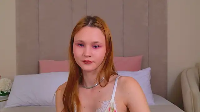 AmeliRoyse online show from March 12, 5:06 pm