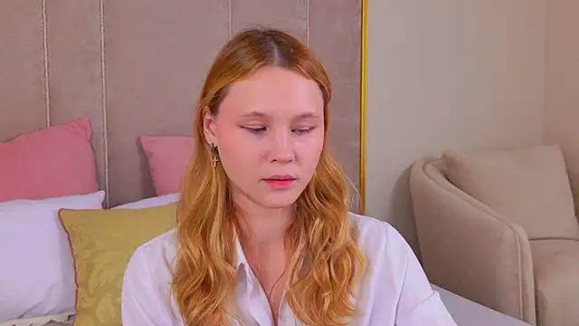AmeliRoyse online show from May 26, 5:22 pm