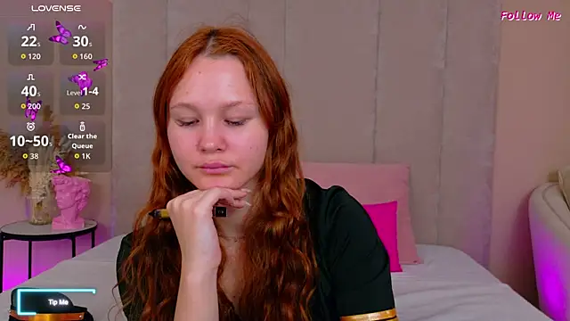 AmeliRoyse online show from November 12, 5:17 pm