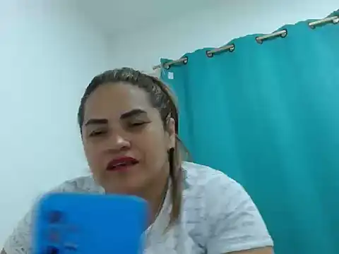Milena Foox online show from December 18, 1:11 am