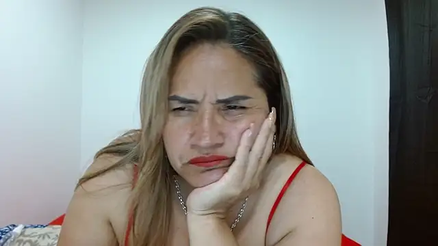 Milena Foox online show from May 8, 4:38 am