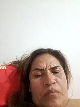 Snapshot of Milena_Foox chatting on March 17, 8:40 am Milena Foox online show from March 17, 8:40 am