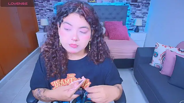  Lilly miller online show from November 5, 5:49 pm