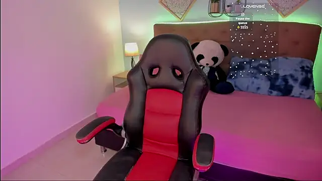  Lilly miller online show from November 18, 6:55 pm