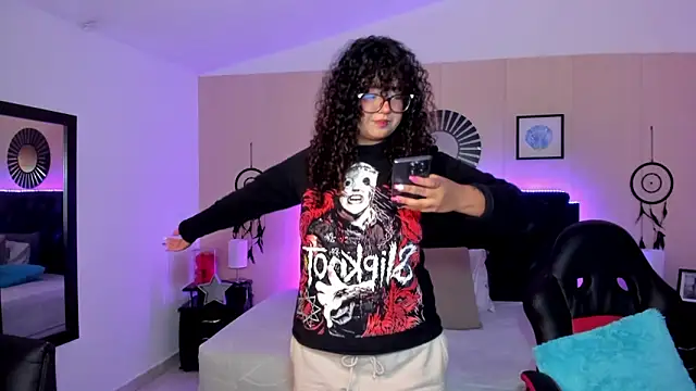  Lilly miller online show from March 21, 4:35 am