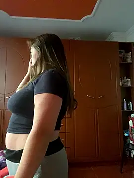 Snapshot of Luna-nevada chatting on January 18, 2:20 pm Luna-nevada online show from January 18, 2:20 pm