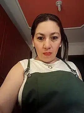 Luna-nevada online show from October 15, 2:47 pm