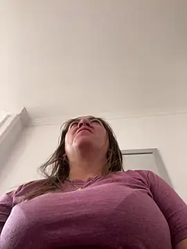 Snapshot of Luna-nevada chatting on February 24, 6:53 pm Luna-nevada online show from February 24, 6:53 pm