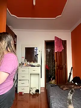 Luna-nevada online show from November 17, 2:10 pm