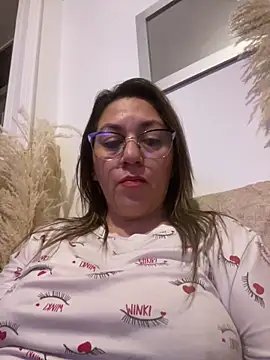 Luna-nevada online show from May 18, 2:12 am