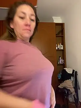 Snapshot of Luna-nevada chatting on February 24, 5:30 am Luna-nevada online show from February 24, 5:30 am