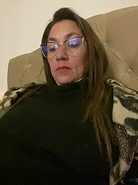 Snapshot of Luna-nevada chatting on July 18, 4:43 am Luna-nevada online show from July 18, 4:43 am