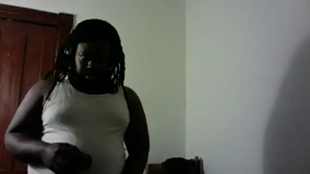 shaniko89isscam online show from April 18, 3:53 am