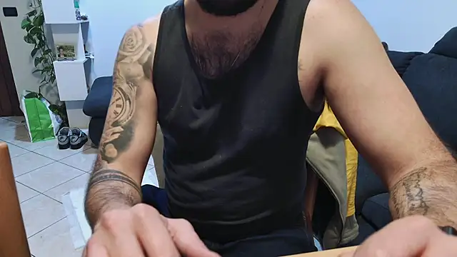 maialinofriuli online show from December 2, 12:11 am