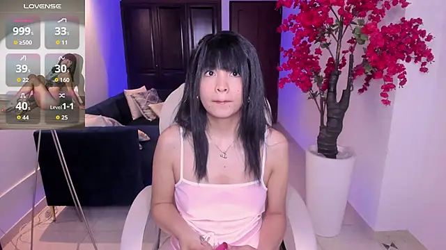 Kloee brown online show from March 23, 10:59 am