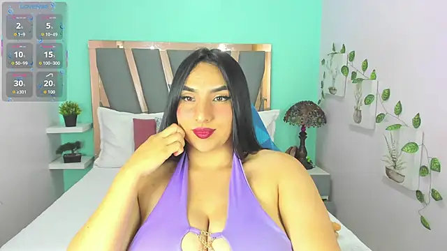 Snapshot of Sophie_Grays_ chatting on May 28, 8:26 pm Sophie Grays online show from May 28, 8:26 pm