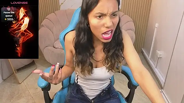 Snapshot of _wendy_b chatting on November 25, 2:56 am wendy b online show from November 25, 2:56 am