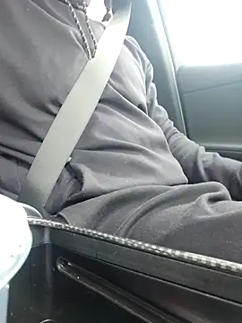 Snapshot of Gotabodiee chatting on December 14, 3:28 pm Gotabodiee online show from December 14, 3:28 pm