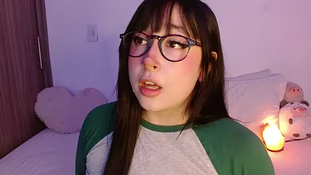 Oliviargf online show from January 8, 12:05 am