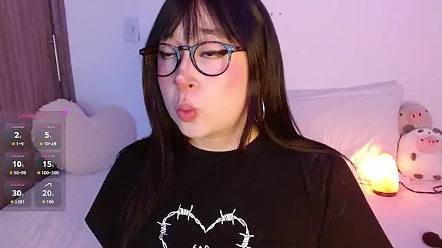 Snapshot of Oliviargf chatting on December 14, 11:43 pm Oliviargf online show from December 14, 11:43 pm