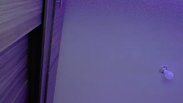 Snapshot of Oliviargf chatting on November 2, 3:33 am Oliviargf online show from November 2, 3:33 am