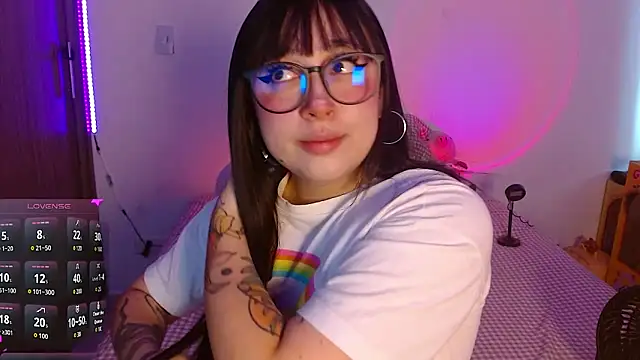 Oliviargf online show from February 14, 12:16 pm