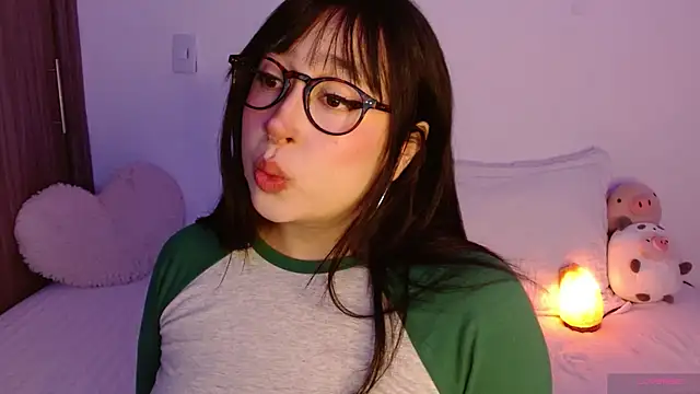 Snapshot of Oliviargf chatting on November 29, 12:22 am Oliviargf online show from November 29, 12:22 am