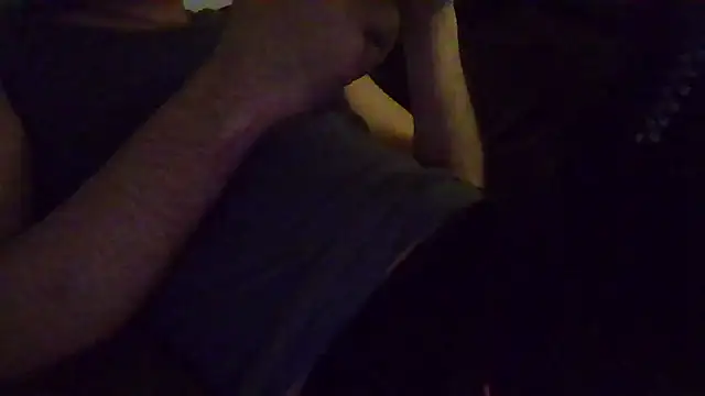 njariwala6 online show from October 13, 7:10 am