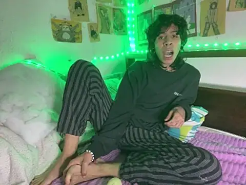 kirito kun online show from May 15, 5:49 am