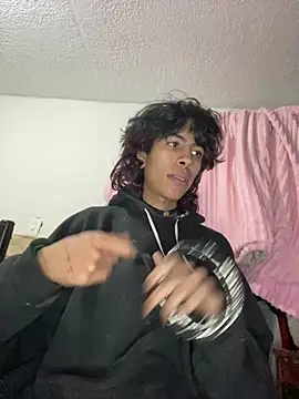 kirito kun online show from May 4, 1:31 am