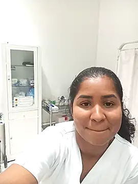 Snapshot of Paula6Colombia chatting on March 8, 12:44 am Paula6Colombia online show from March 8, 12:44 am