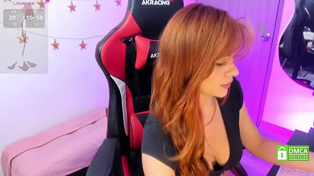 LindaSilverstone online show from February 13, 12:32 am