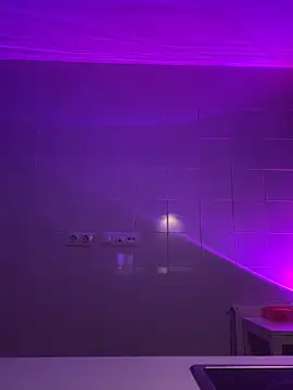 Hannah Kiim online show from February 14, 10:32 pm