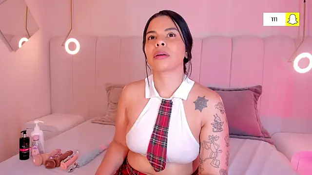 riri candy online show from December 15, 3:45 am